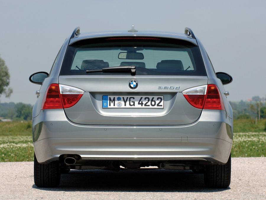  BMW 320d Touring 2006 года  (фото 4 из 16)